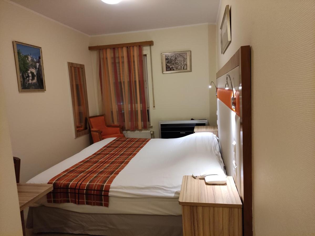 Hotel-Restaurant Gulliver Bascharage Εξωτερικό φωτογραφία
